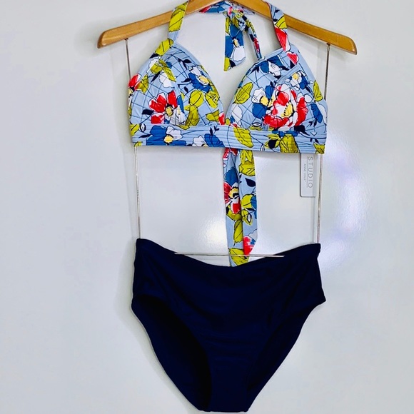 Nicole Miller Other - NWTs ANNE COLE & NICOLE MILLER • Floral Quilted